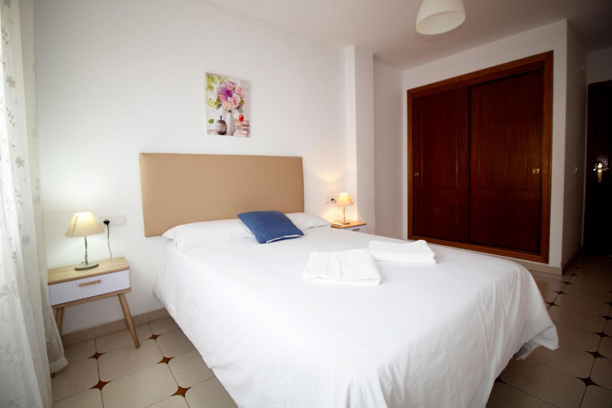 Apartamento Torreblanca, フエンヒロラ エクステリア 写真
